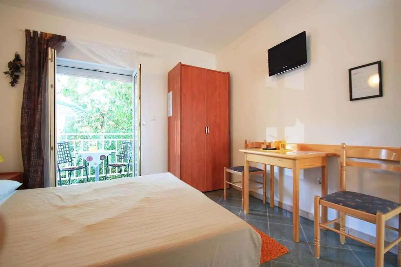 Apartments In Crikvenica 14100 Dramalj 0*,  Kroatien