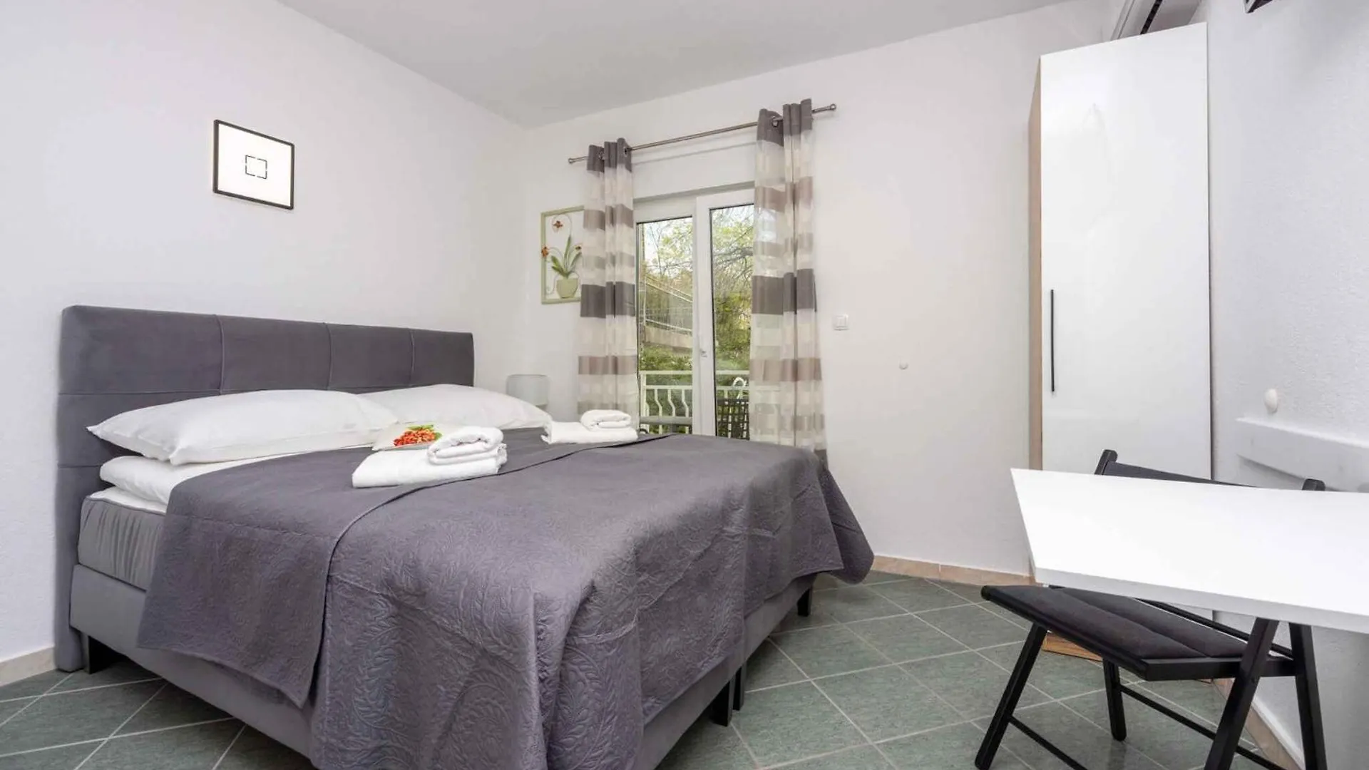 Apartments In Crikvenica 14100 Dramalj