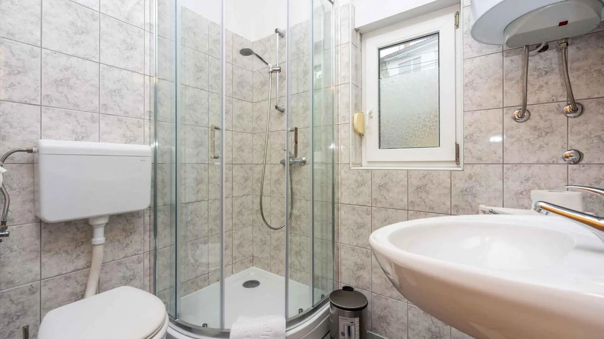 Apartments In Crikvenica 14100 Dramalj