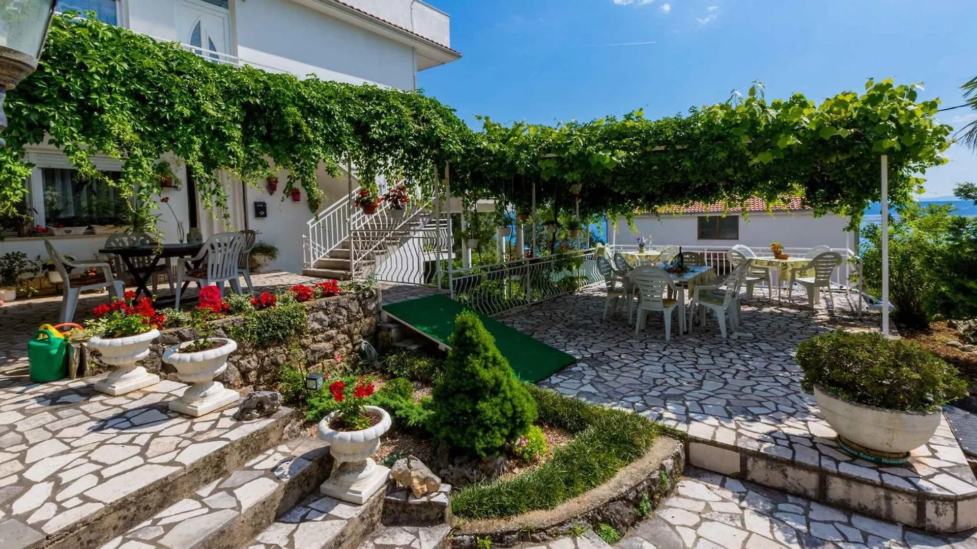 Apartments In Crikvenica 14100 Dramalj