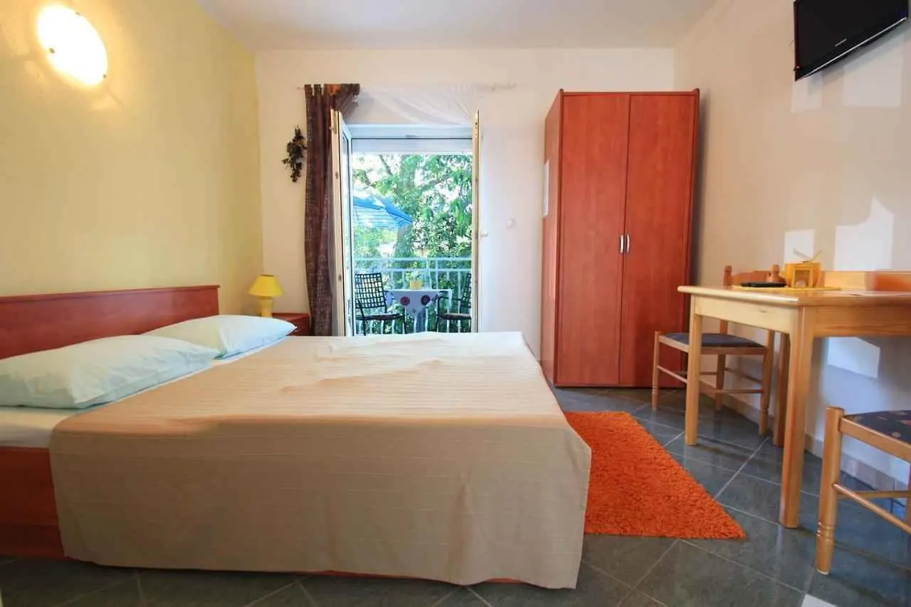 Apartments In Crikvenica 14100 Dramalj