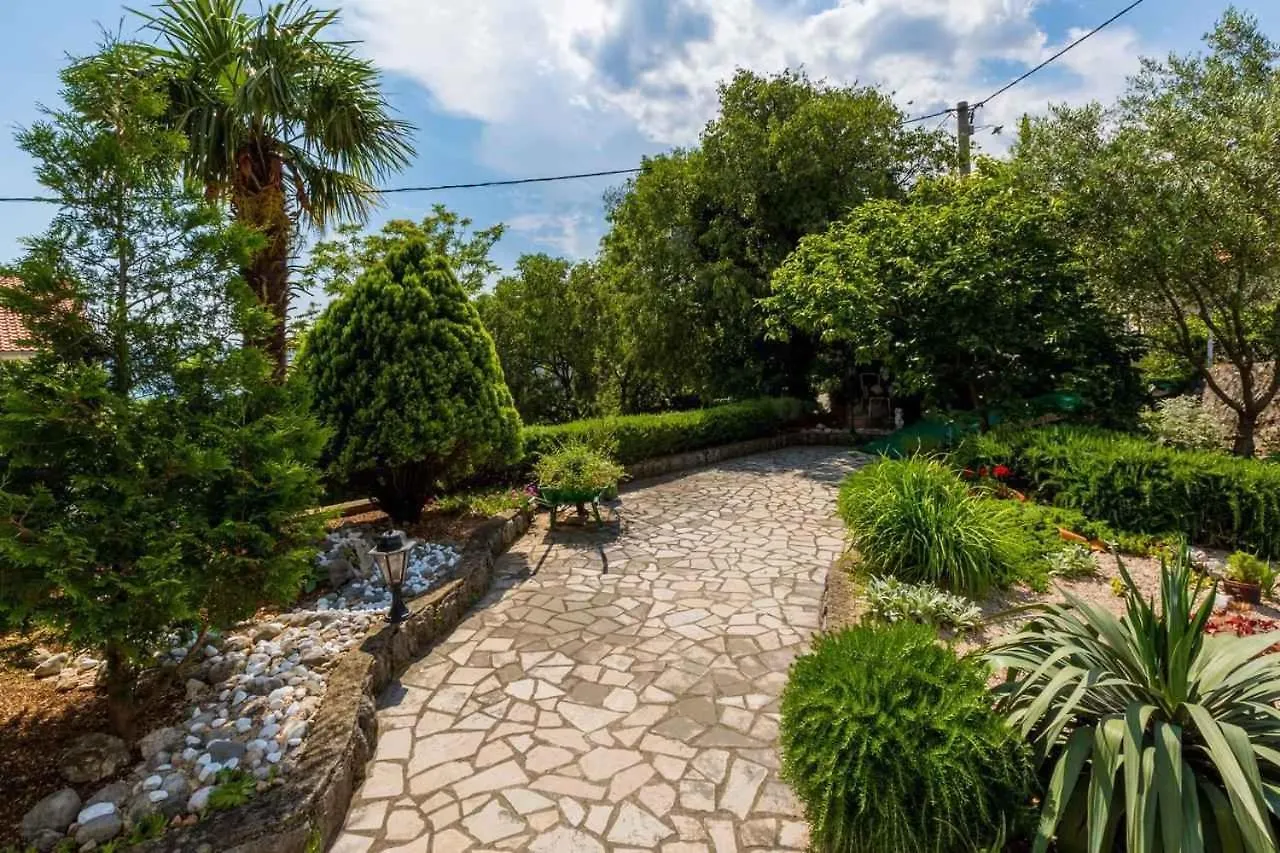 Apartments In Crikvenica 14100 Dramalj