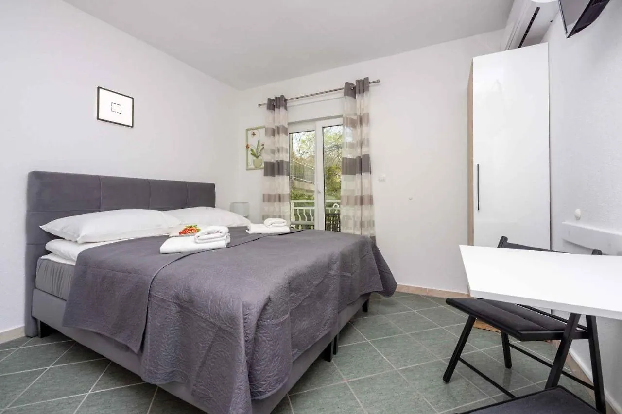 Apartments In Crikvenica 14100 Dramalj